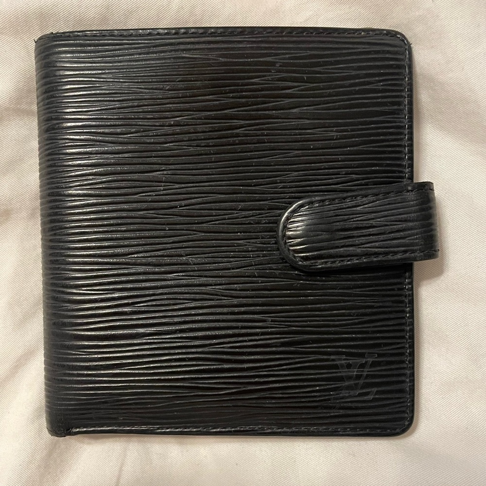 Epi-Leather black Compact Wallet
